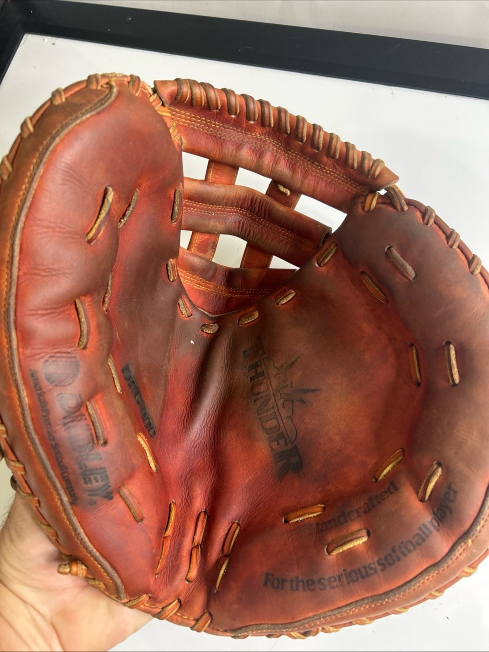 Dudley Thunder DFG 900 Baseball Softball Catchers Mitt Right π€ Throw RHT Glove